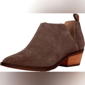 Lucky Brand pull on bootie NWT sz 9.5 41